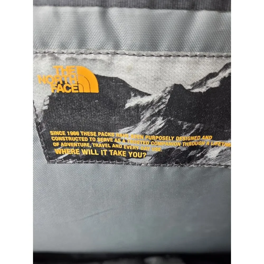 THE NORTH FACE PIVOTER 27L LAPTOP BACKPACK BLACK PINK NF0A3VXD
